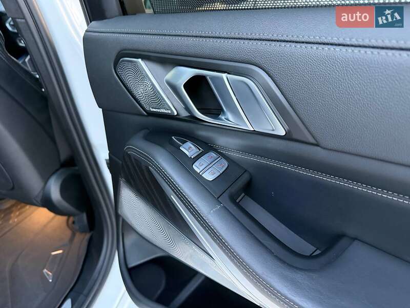 Внедорожник / Кроссовер BMW X7 2022 в Хмельницком