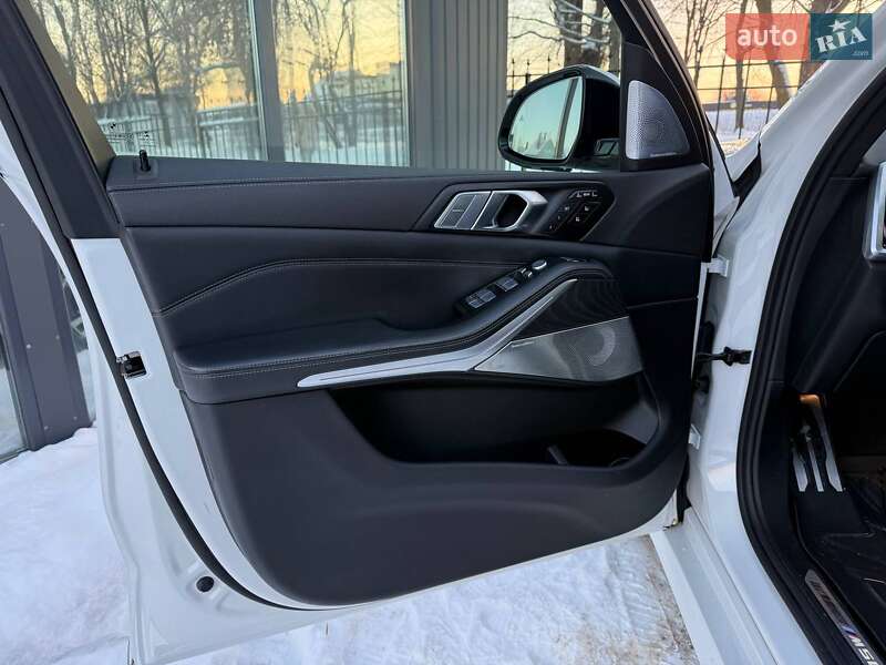 Внедорожник / Кроссовер BMW X7 2022 в Хмельницком