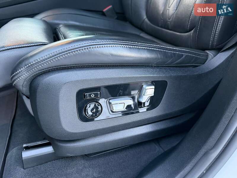 Внедорожник / Кроссовер BMW X7 2022 в Хмельницком