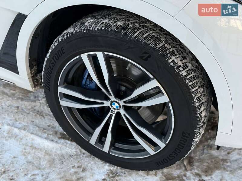 Внедорожник / Кроссовер BMW X7 2022 в Хмельницком