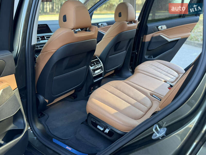 Внедорожник / Кроссовер BMW X7 2022 в Трускавце