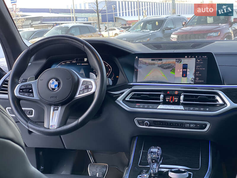 Внедорожник / Кроссовер BMW X7 2020 в Киеве