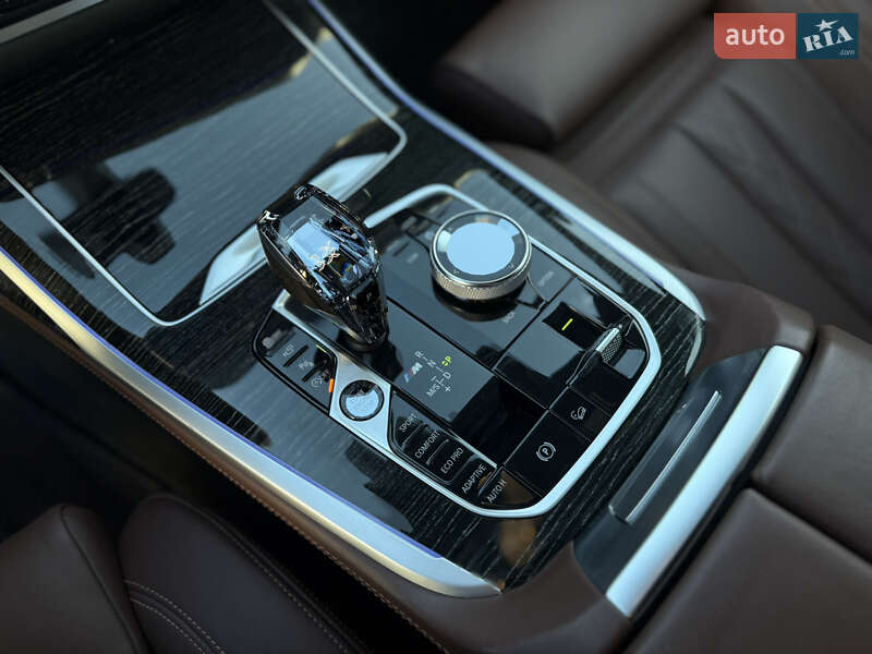 Внедорожник / Кроссовер BMW X7 2020 в Львове фото 40 Внедорожник / Кроссовер BMW X7 2020 в Львове