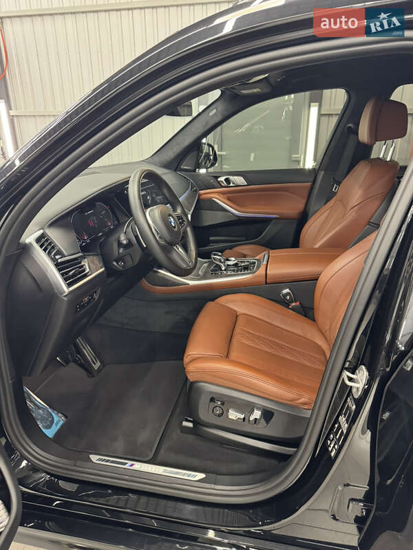 Внедорожник / Кроссовер BMW X7 2022 в Запорожье