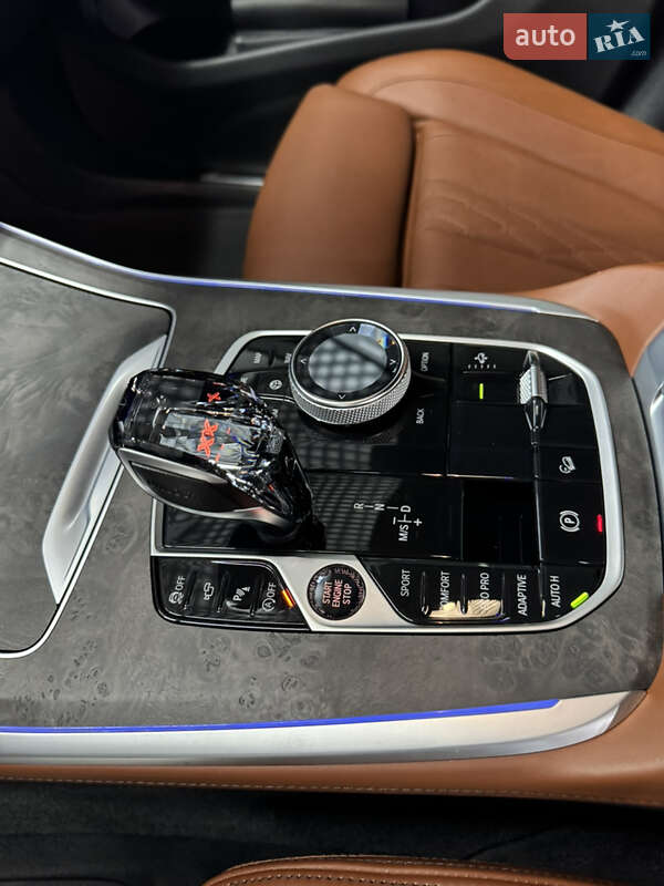 Внедорожник / Кроссовер BMW X7 2022 в Запорожье