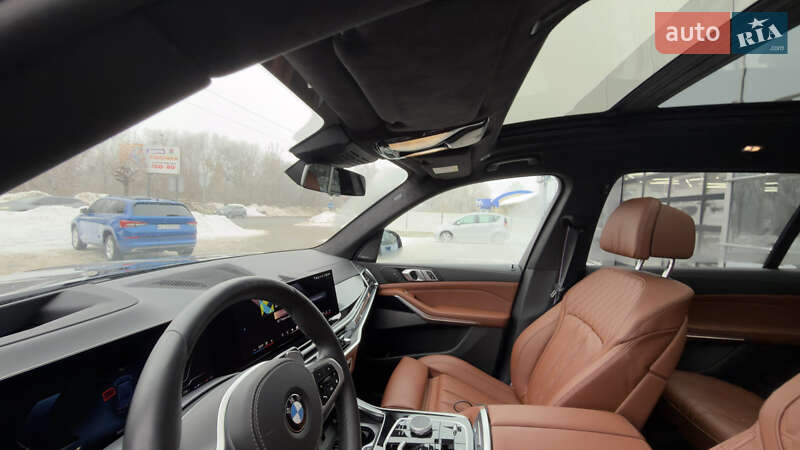 Внедорожник / Кроссовер BMW X7 2025 в Луцке