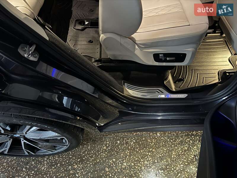 Внедорожник / Кроссовер BMW X7 2019 в Тернополе