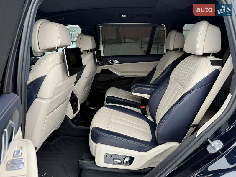 Внедорожник / Кроссовер BMW X7 2019 в Тернополе