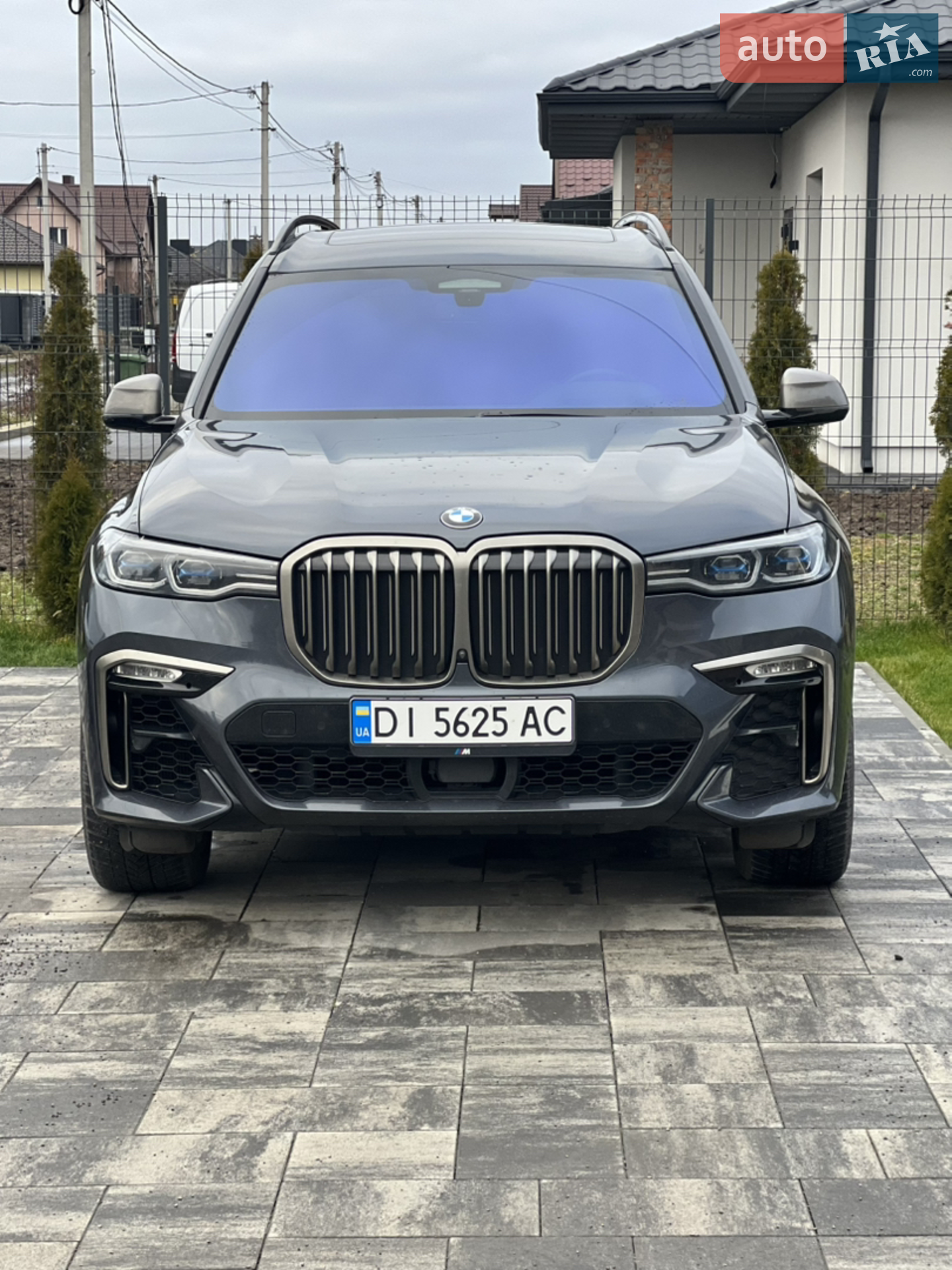 2020 BMW X7 - фото 1