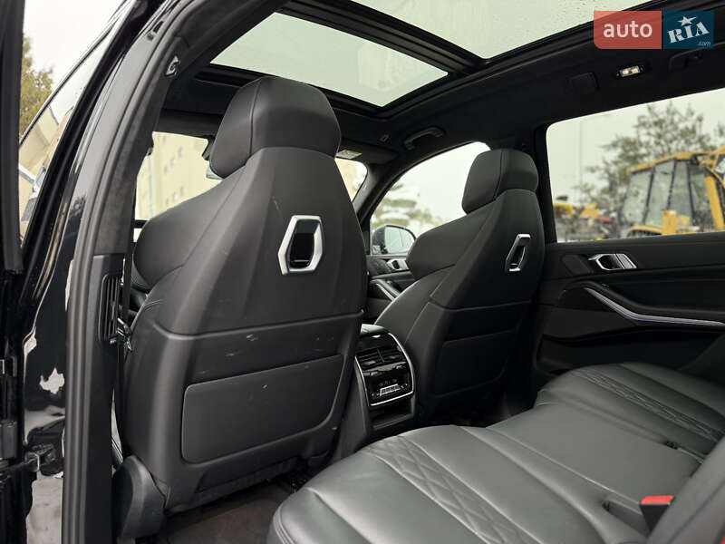 Внедорожник / Кроссовер BMW X7 2023 в Львове