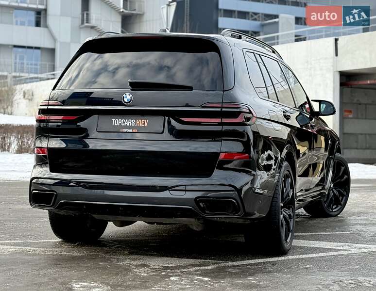 Внедорожник / Кроссовер BMW X7 2023 в Киеве