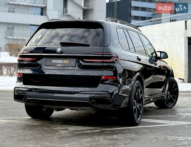 Внедорожник / Кроссовер BMW X7 2023 в Киеве
