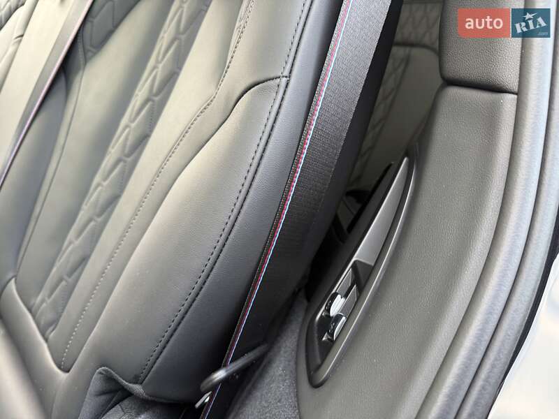 Внедорожник / Кроссовер BMW X7 2023 в Киеве