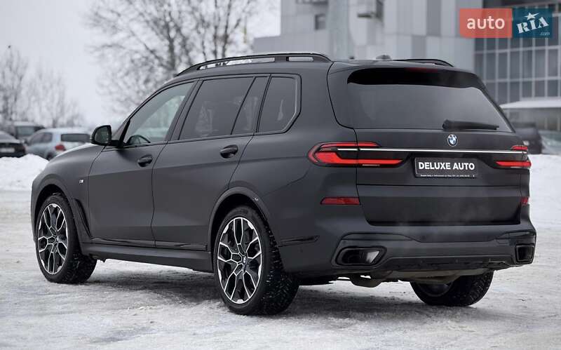Внедорожник / Кроссовер BMW X7 2023 в Киеве