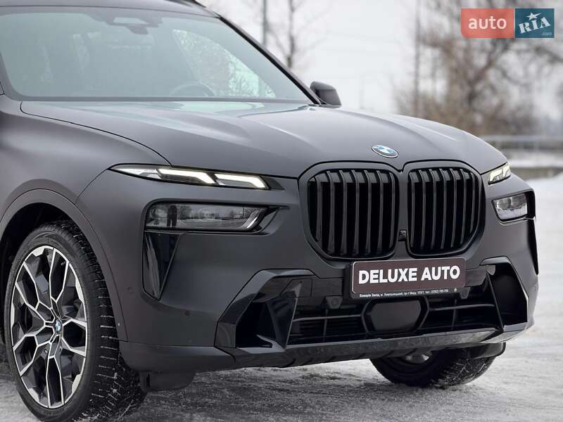 Внедорожник / Кроссовер BMW X7 2023 в Киеве