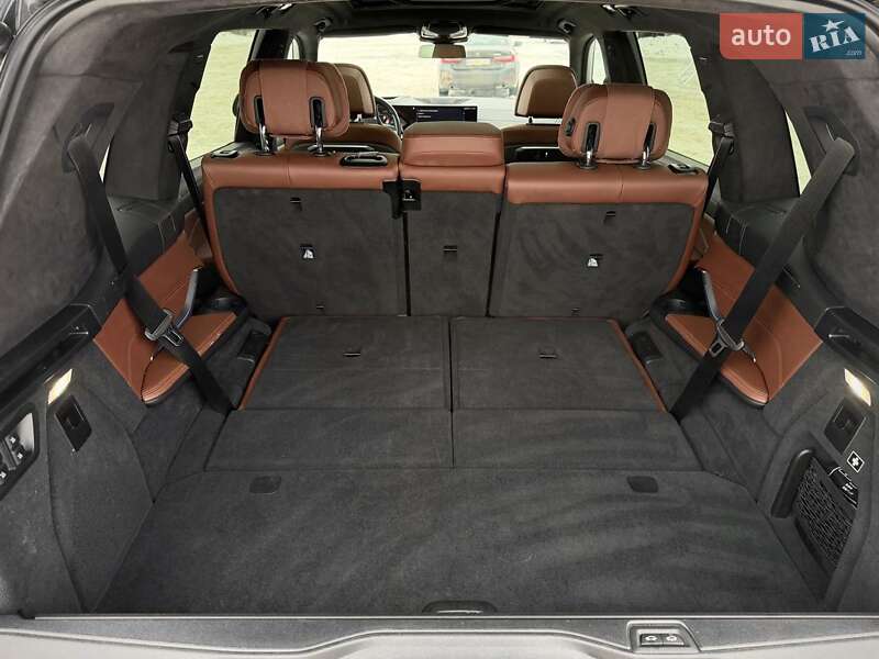 Внедорожник / Кроссовер BMW X7 2023 в Киеве