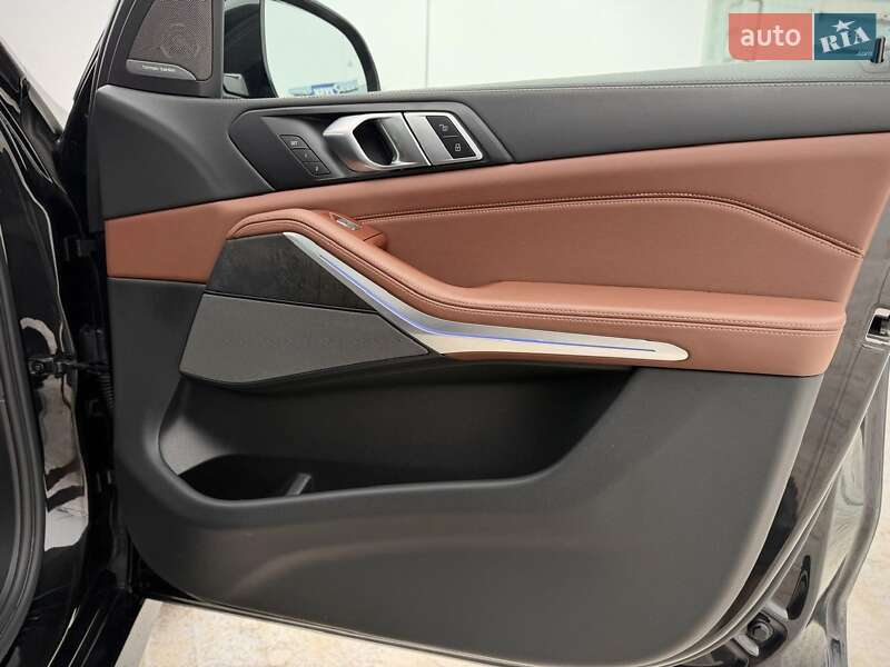 Внедорожник / Кроссовер BMW X7 2023 в Киеве