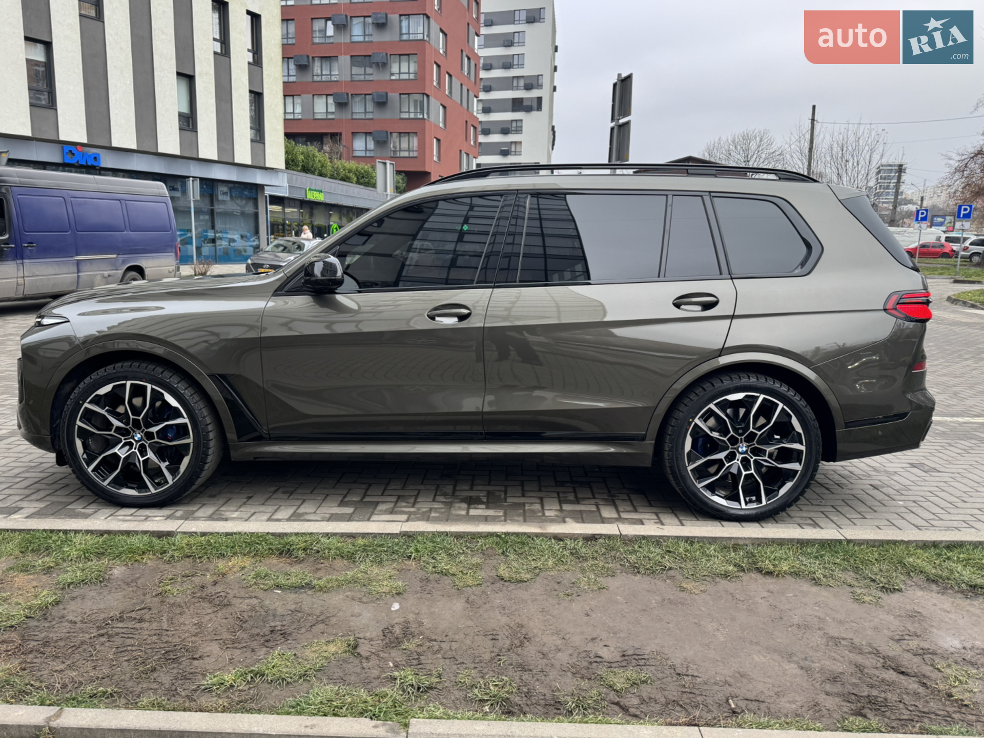2022 BMW X7 - мініатюра 17