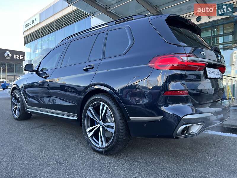 Внедорожник / Кроссовер BMW X7 2020 в Киеве