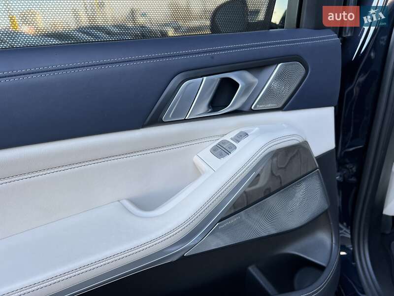 Внедорожник / Кроссовер BMW X7 2020 в Киеве