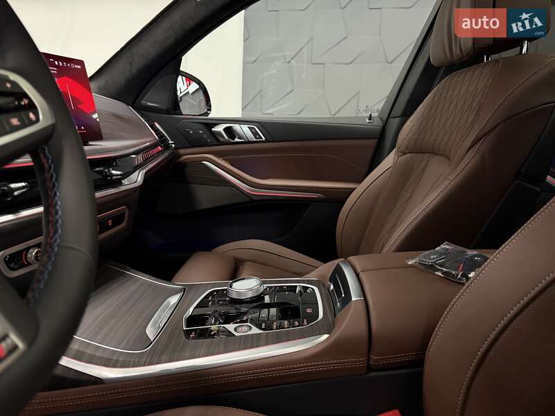 Внедорожник / Кроссовер BMW X7 2025 в Тернополе