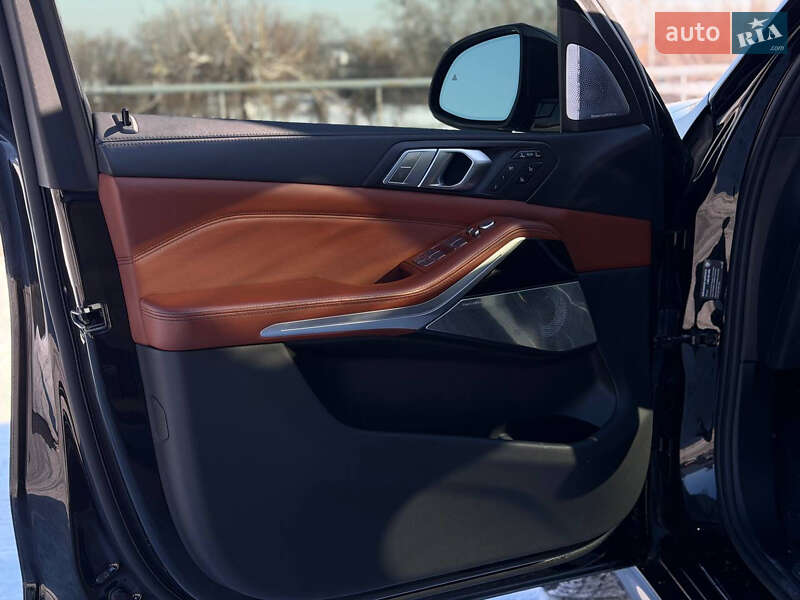 Внедорожник / Кроссовер BMW X7 2020 в Киеве