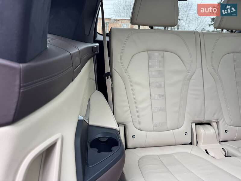 Внедорожник / Кроссовер BMW X7 2019 в Тернополе фото 46 Внедорожник / Кроссовер BMW X7 2019 в Тернополе
