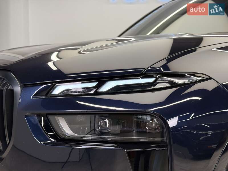 Внедорожник / Кроссовер BMW X7 2023 в Киеве