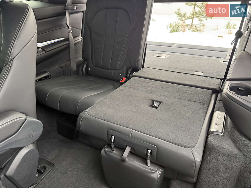 Внедорожник / Кроссовер BMW X7 2019 в Луцке