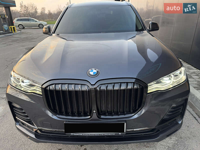 Позашляховик / Кросовер BMW X7 2019 в Дніпрі фото 18 Позашляховик / Кросовер BMW X7 2019 в Дніпрі
