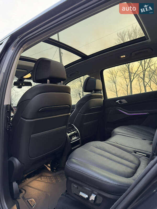 Позашляховик / Кросовер BMW X7 2019 в Дніпрі фото 51 Позашляховик / Кросовер BMW X7 2019 в Дніпрі