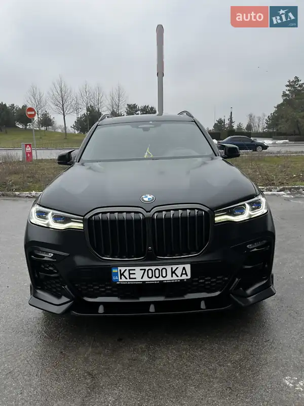 BMW X7 2022