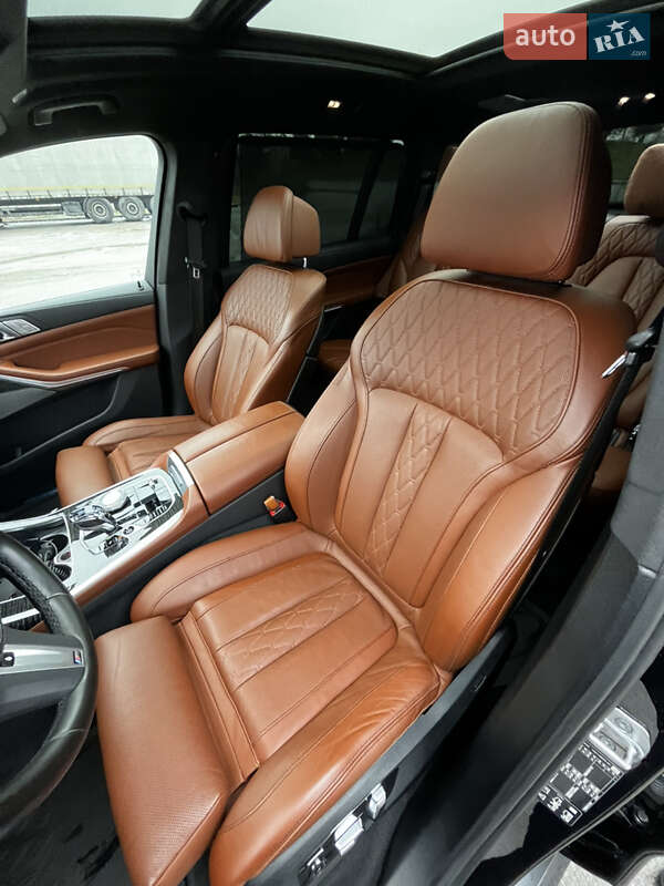 Позашляховик / Кросовер BMW X7 2022 в Дніпрі
