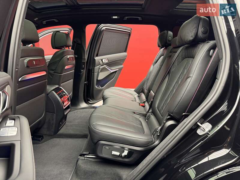 Внедорожник / Кроссовер BMW X7 2023 в Киеве фото 36 Внедорожник / Кроссовер BMW X7 2023 в Киеве