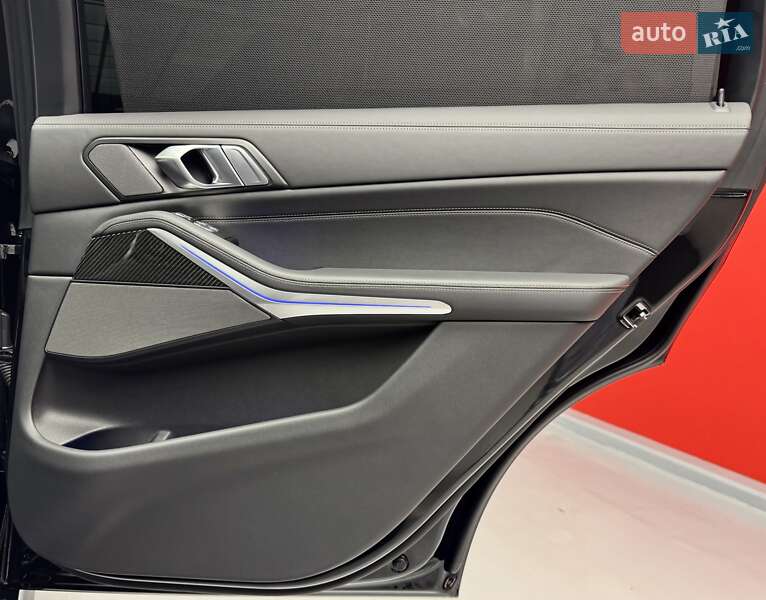 Внедорожник / Кроссовер BMW X7 2023 в Киеве фото 42 Внедорожник / Кроссовер BMW X7 2023 в Киеве