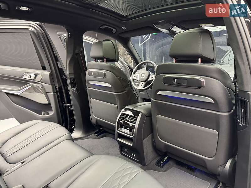 Внедорожник / Кроссовер BMW X7 2023 в Киеве фото 46 Внедорожник / Кроссовер BMW X7 2023 в Киеве