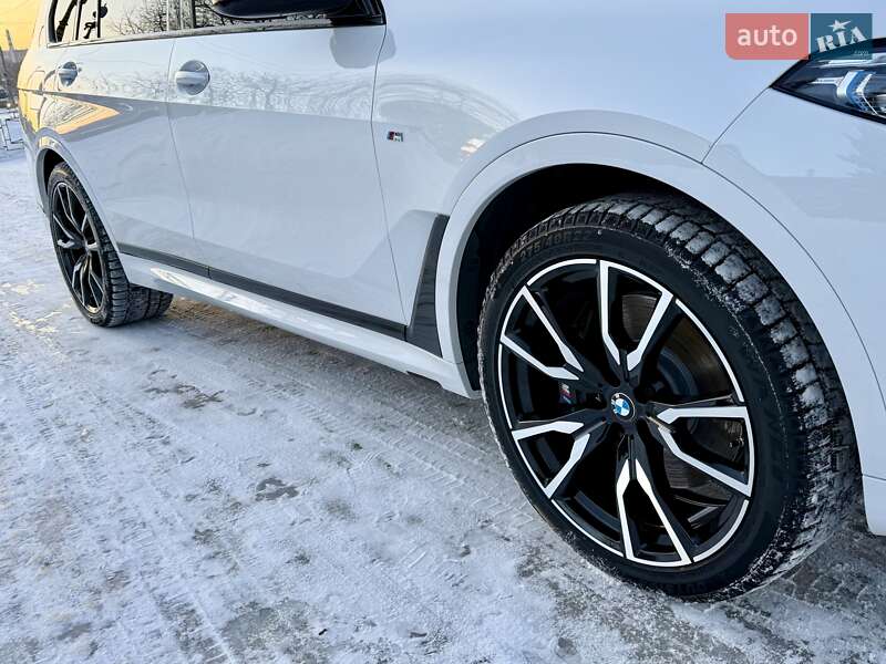 Позашляховик / Кросовер BMW X7 2022 в Києві фото 39 Позашляховик / Кросовер BMW X7 2022 в Києві