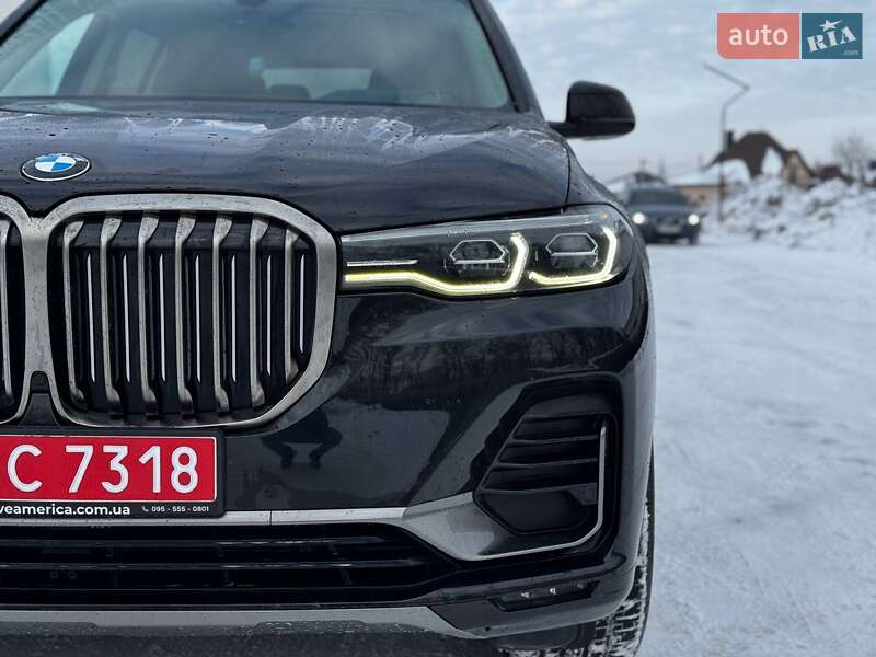 Внедорожник / Кроссовер BMW X7 2019 в Луцке