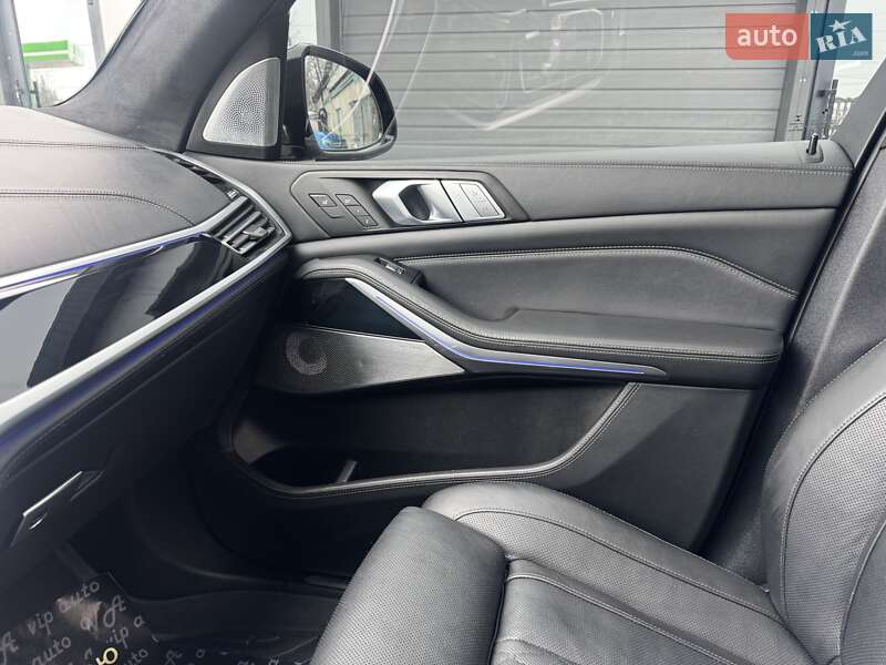 Внедорожник / Кроссовер BMW X7 2020 в Тернополе