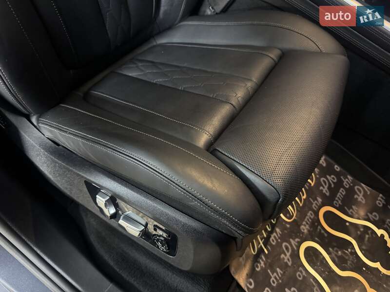 Внедорожник / Кроссовер BMW X7 2020 в Тернополе