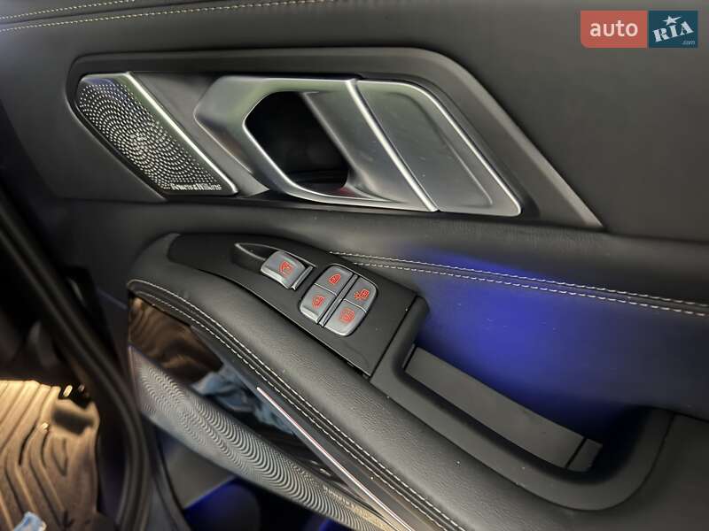 Внедорожник / Кроссовер BMW X7 2020 в Тернополе