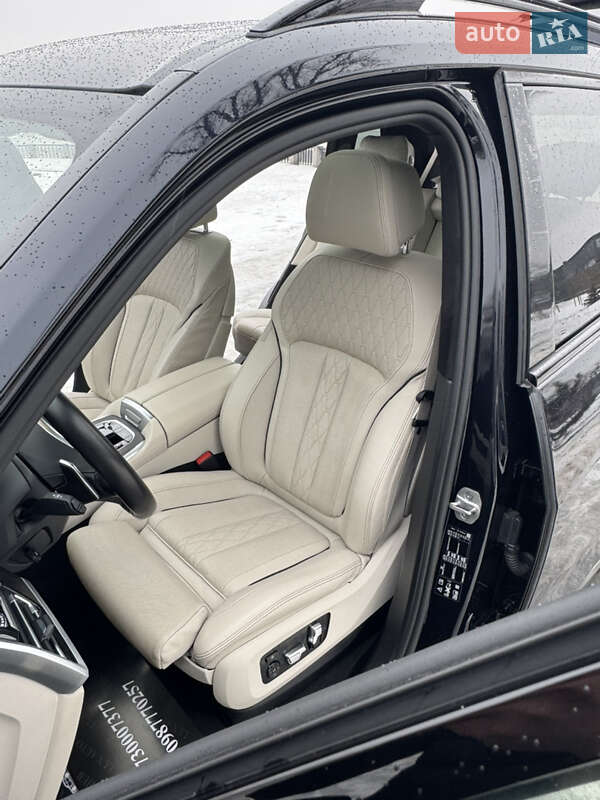 Внедорожник / Кроссовер BMW X7 2020 в Киеве