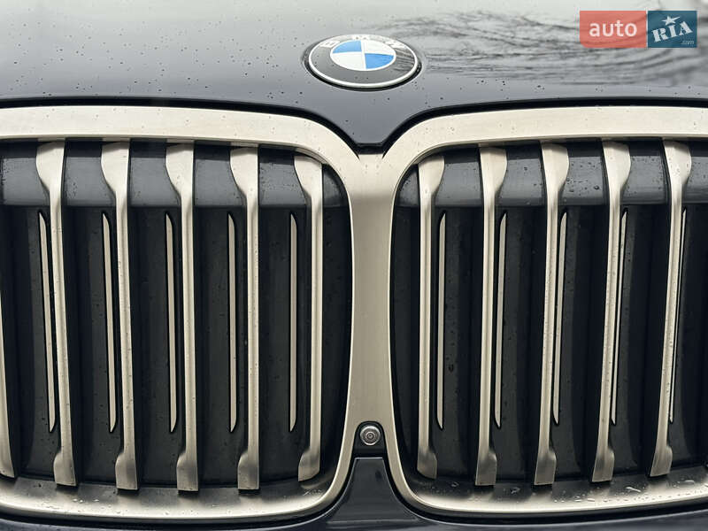 Внедорожник / Кроссовер BMW X7 2020 в Киеве