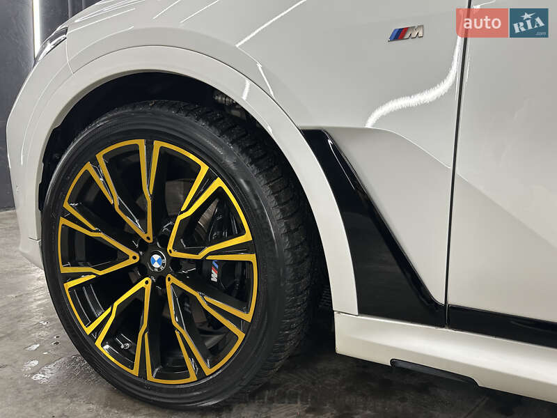 Позашляховик / Кросовер BMW X7 2022 в Києві