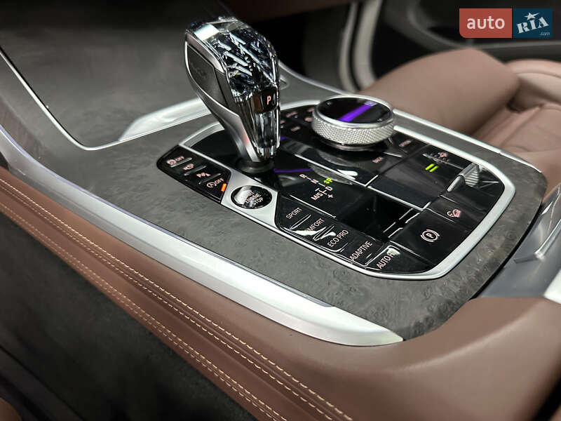 Позашляховик / Кросовер BMW X7 2022 в Києві