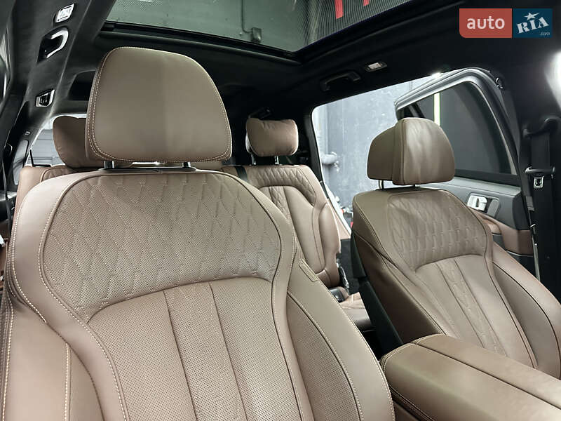 Позашляховик / Кросовер BMW X7 2022 в Києві