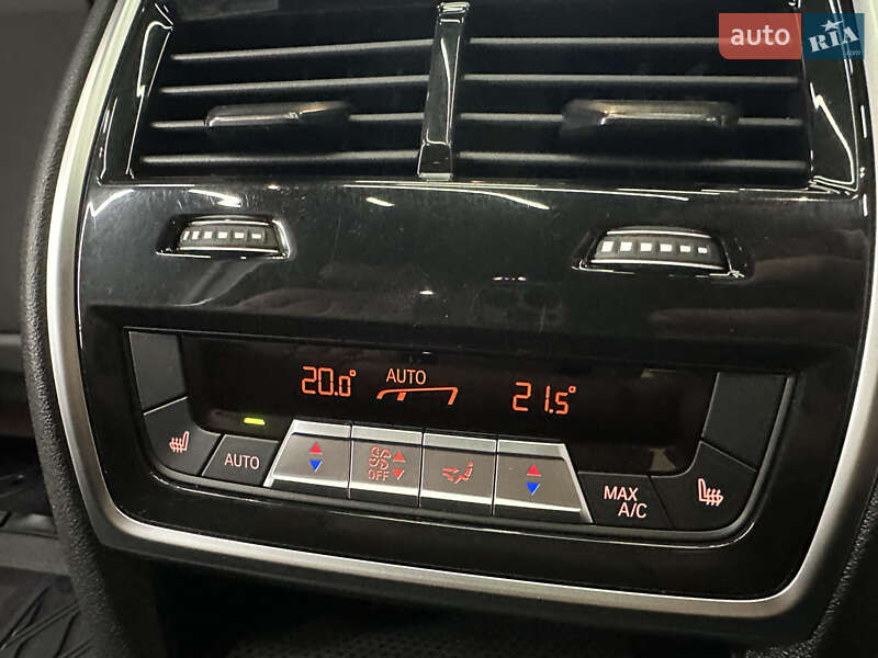 Позашляховик / Кросовер BMW X7 2022 в Києві