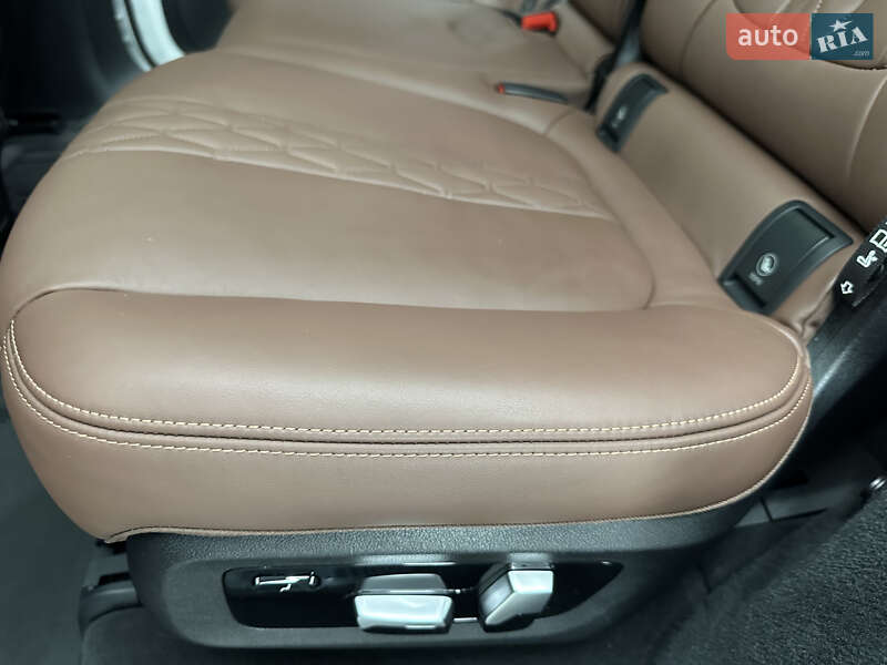 Позашляховик / Кросовер BMW X7 2022 в Києві