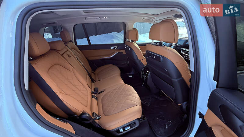 Внедорожник / Кроссовер BMW X7 2024 в Дубно фото 15 Внедорожник / Кроссовер BMW X7 2024 в Дубно
