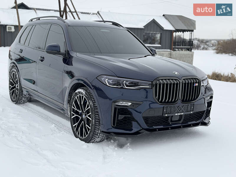Внедорожник / Кроссовер BMW X7 2020 в Киеве